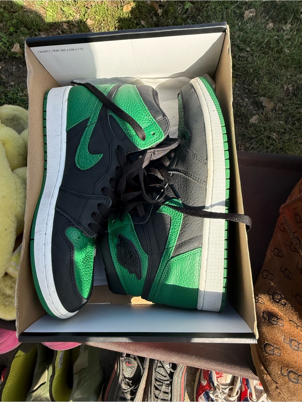 Nike Air Jordan 1 High OG - Black & Green